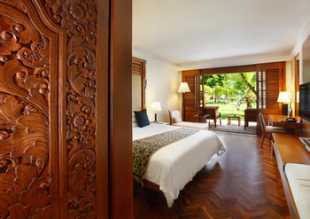 Nusa Dua Beach Hotel & Spa photo 4